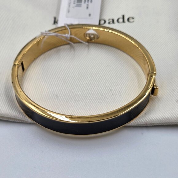 Kate Spade Bracelet Black Enamel Hole Punch Spade Gold Plate Hinged Bangle - Picture 6 of 12